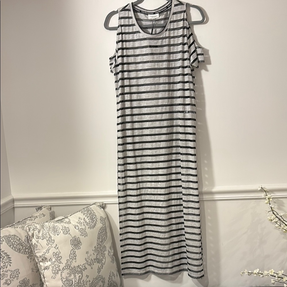 Calvin Klein Black And White Sleeveless Sheath Maxi Dress